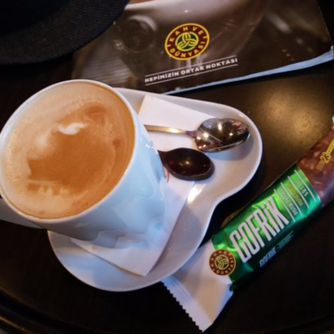 Kahve Dünyası Orta Kavrulmuş Türk Kahvesi 250 Gr 🎁CEZVE HEDİYELİ 🎁