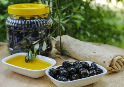 Yeni Sezon Yağlı İri Siyah Sele Zeytin ( 1 kg) - Nazlikoy